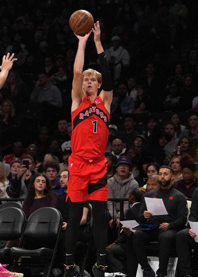 九游娱乐官方网站-猛龙主场取胜!西亚卡姆关键时刻稳定发挥的简单介绍