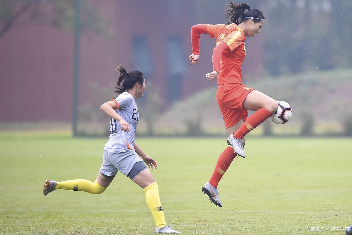九游体育APP下载-中国女足队员受到国内外球迷关注,成为焦点