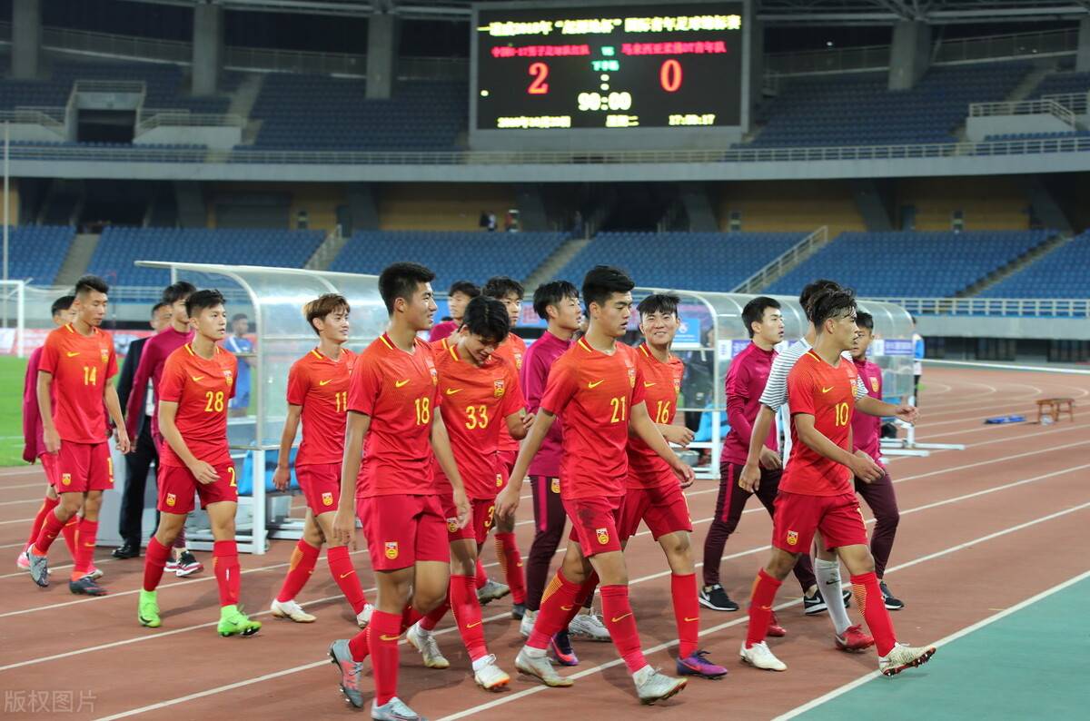 九游体育-国足备战国际足坛盛典，努力冲刺，夺冠在望