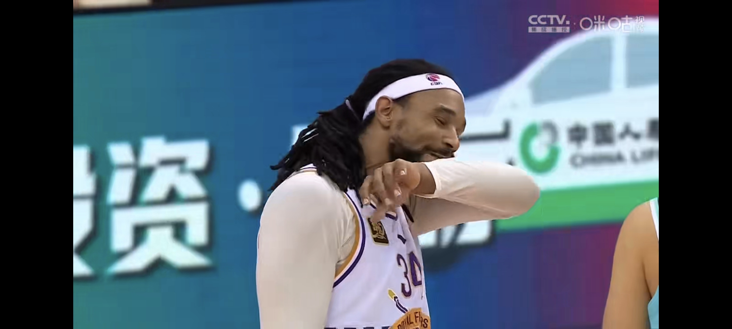 九游体育平台-深圳男篮成功逆转比赛，取得胜利