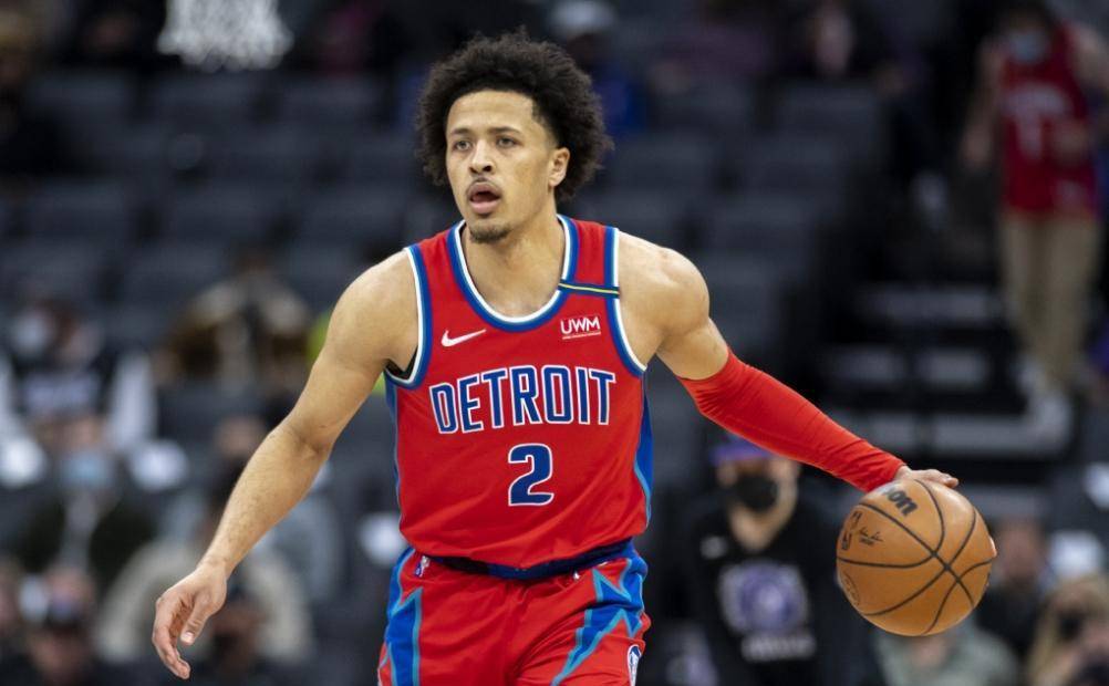 九游娱乐网页-包含活塞客场表现不佳，全队士气跌至谷底的词条