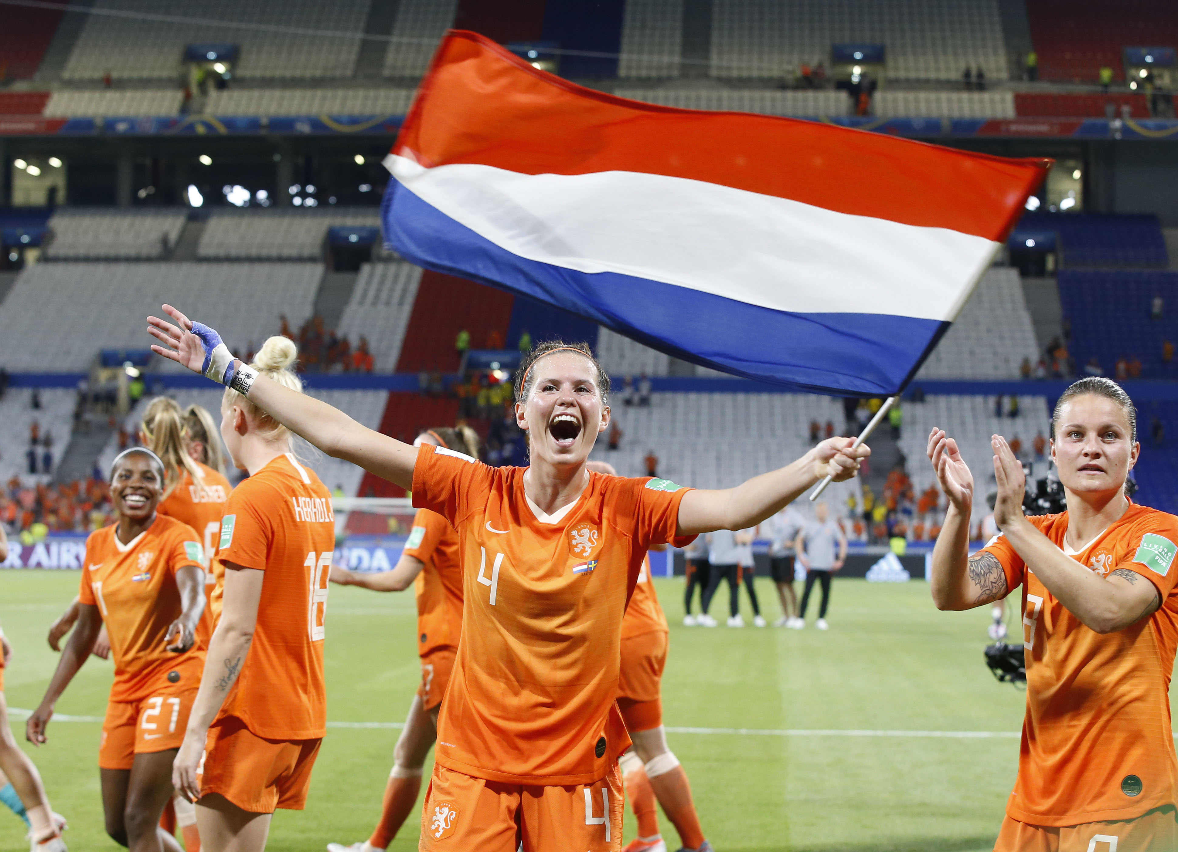 九游体育APP下载-德国女足取得胜利，晋级欧联杯半决赛