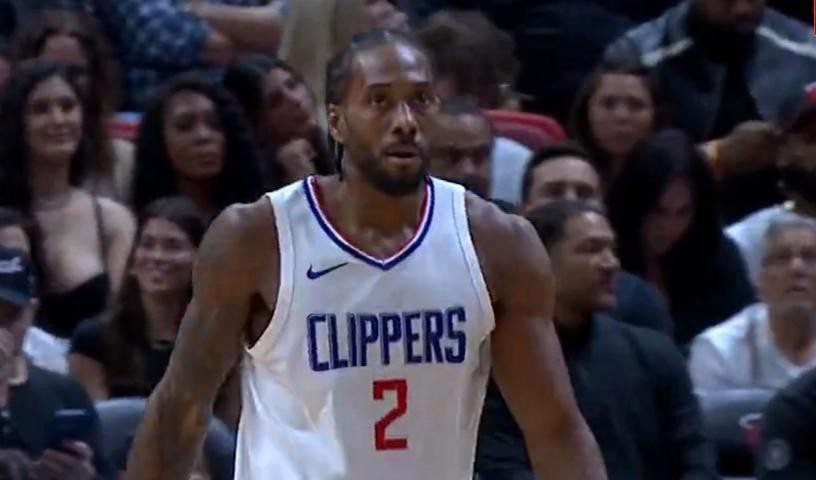 九游娱乐首页-快船客场逆袭公牛，继续保持领先