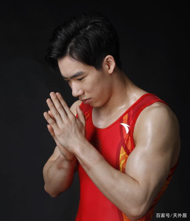 九游娱乐入口-关于日本体操队员力压强敌，夺得冠军的信息