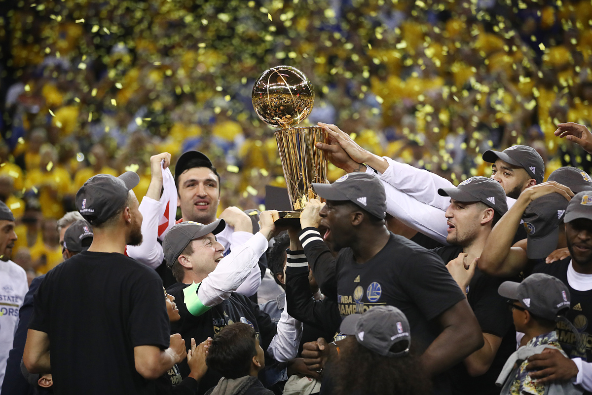 九游体育平台-包含爵士主场火力全开，横扫篮网的词条