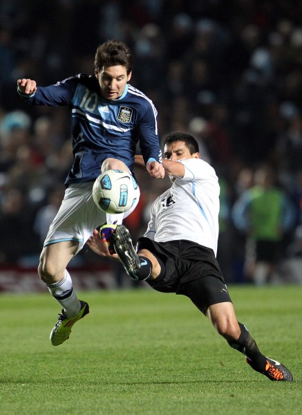 九游娱乐官方网站-阿根廷遭遇詹姆斯不敌，亚洲杯局势紧张的简单介绍