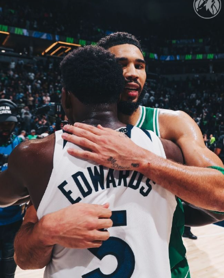 九游体育平台-凯尔特人险胜灰熊，塔特姆全场得分30分