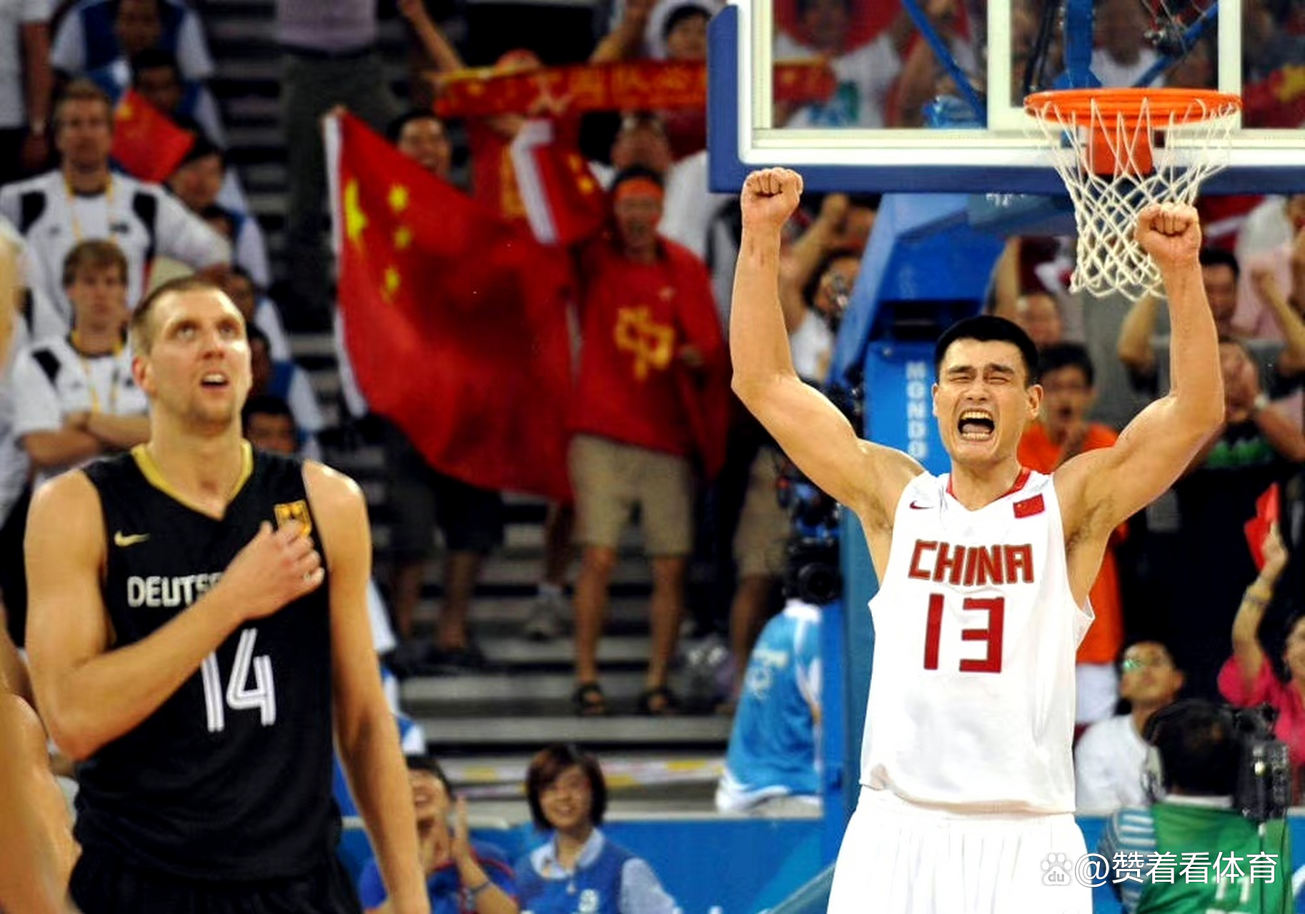 九游VIP-包含中国男篮力克独行侠，利拉德统治全场的词条