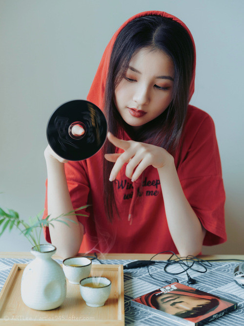 九游官网-西亚卡姆一人掌控风暴眼，魔术主场力克马刺的背后棋局